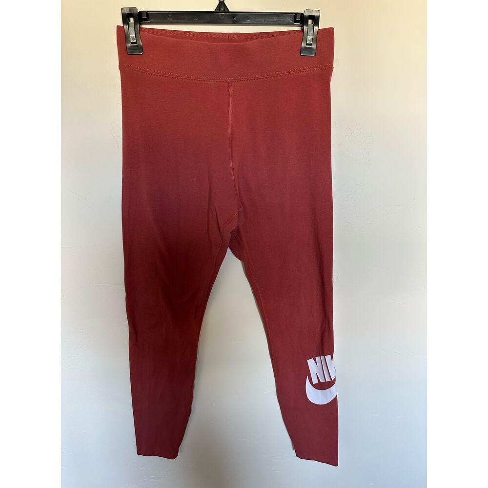 Women’s Nike Leggings size Medium